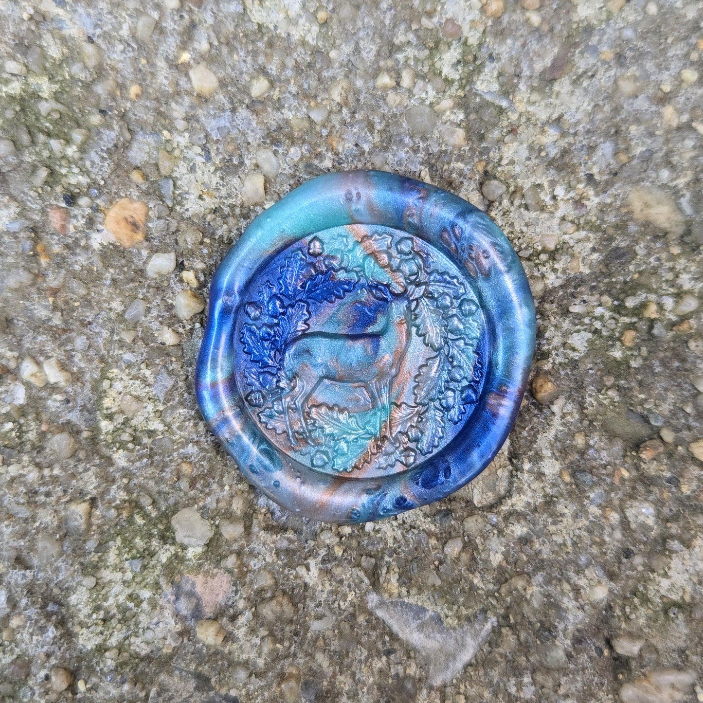 Wax Seal Decoration - Deer Oak Wreath (Surprise Color)