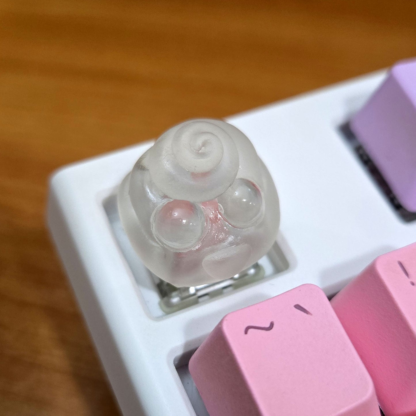 Handmade Keycap - Frosty Swirly