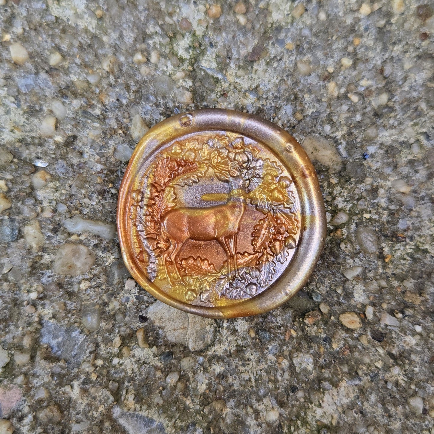 Wax Seal Decoration - Deer Oak Wreath (Surprise Color)