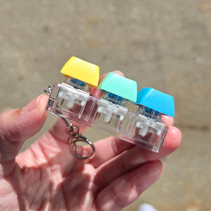 Keycap Keychain - YIMKEYS Pixel Cats